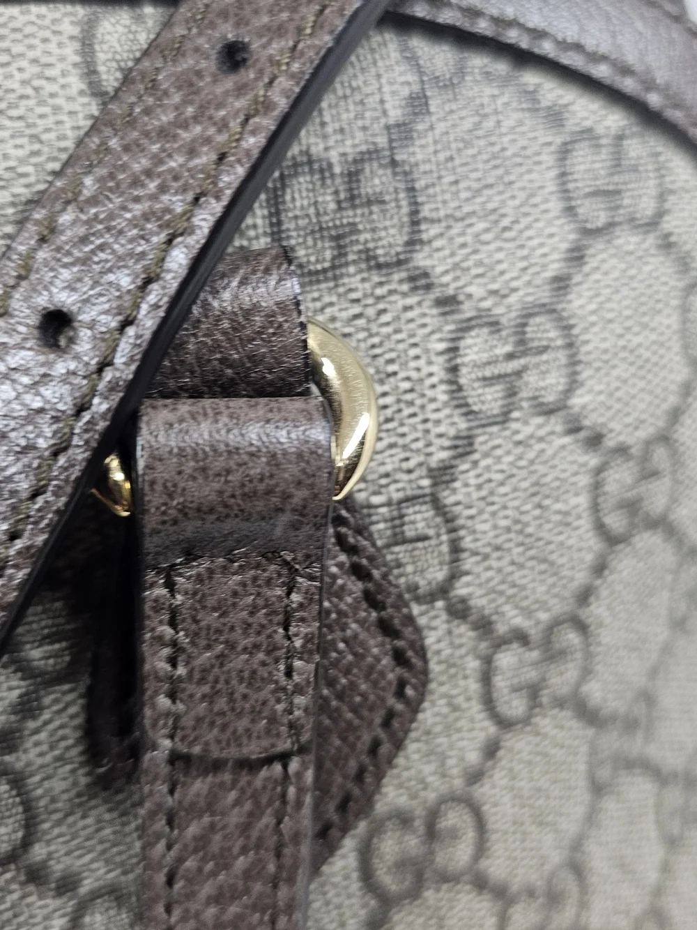 Gucci shoulder bag